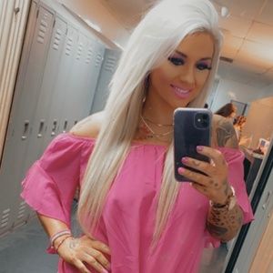 Meet your Posher, Kayla